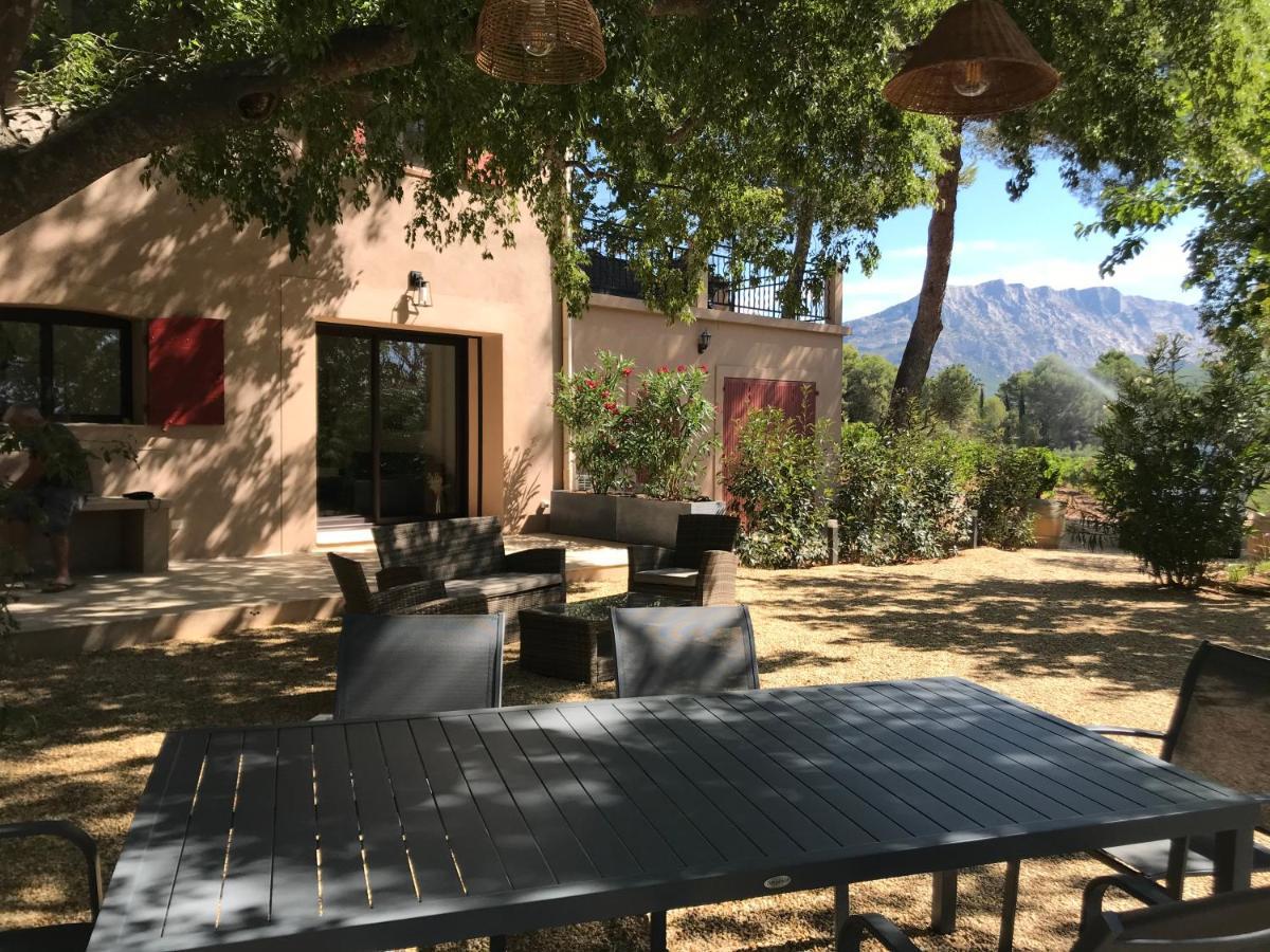La Bastide - Le Grenache - Le Syrah Au Domaine Chateau Henri Bonnaud Le Tholonet Eksteriør bilde